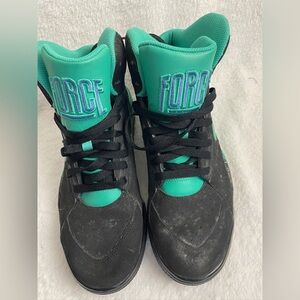 Size 9.5 - Nike Air Force 180 Mid Atomic Teal
